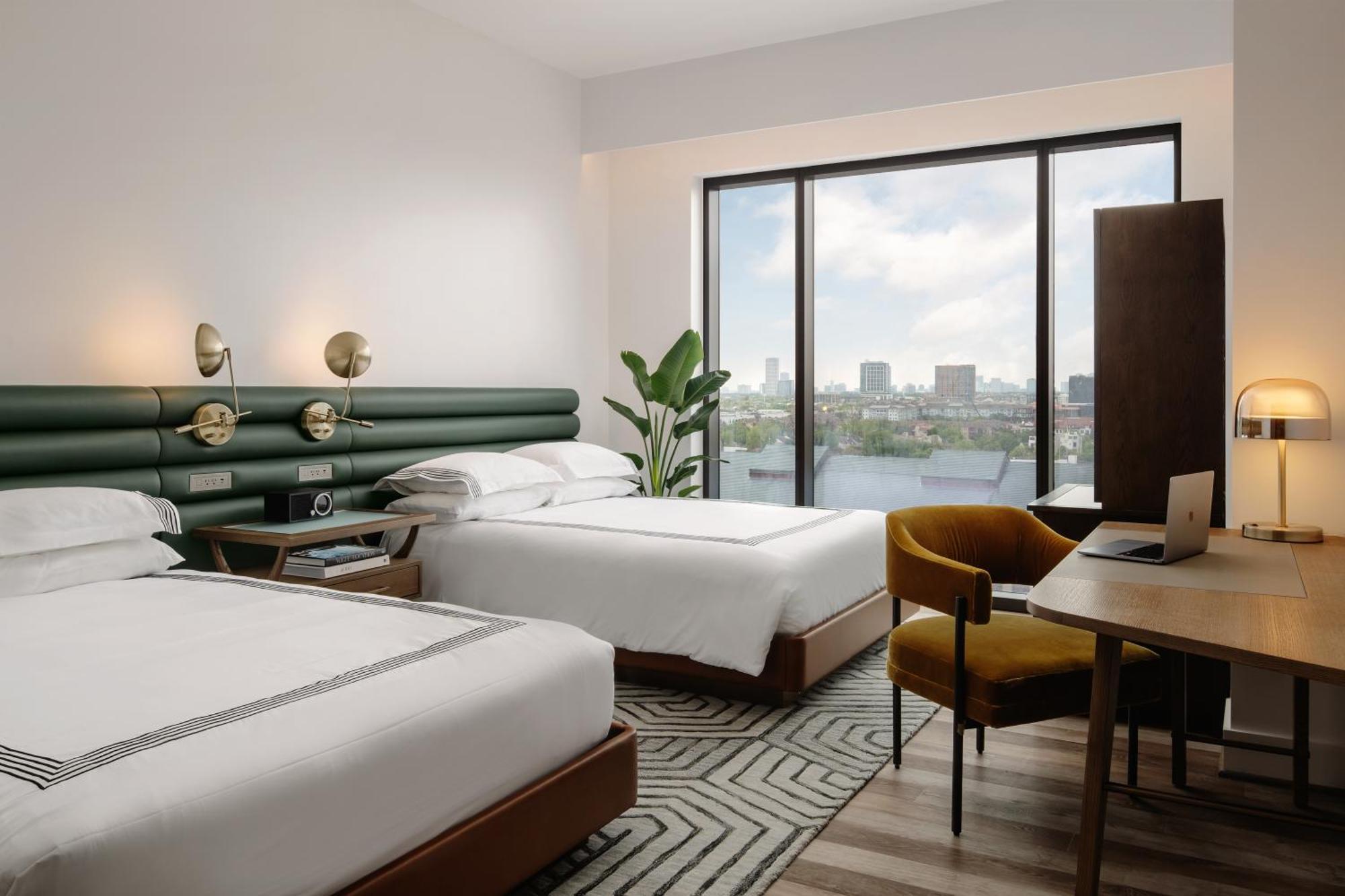 Thompson Houston, By Hyatt Hotel Екстериор снимка