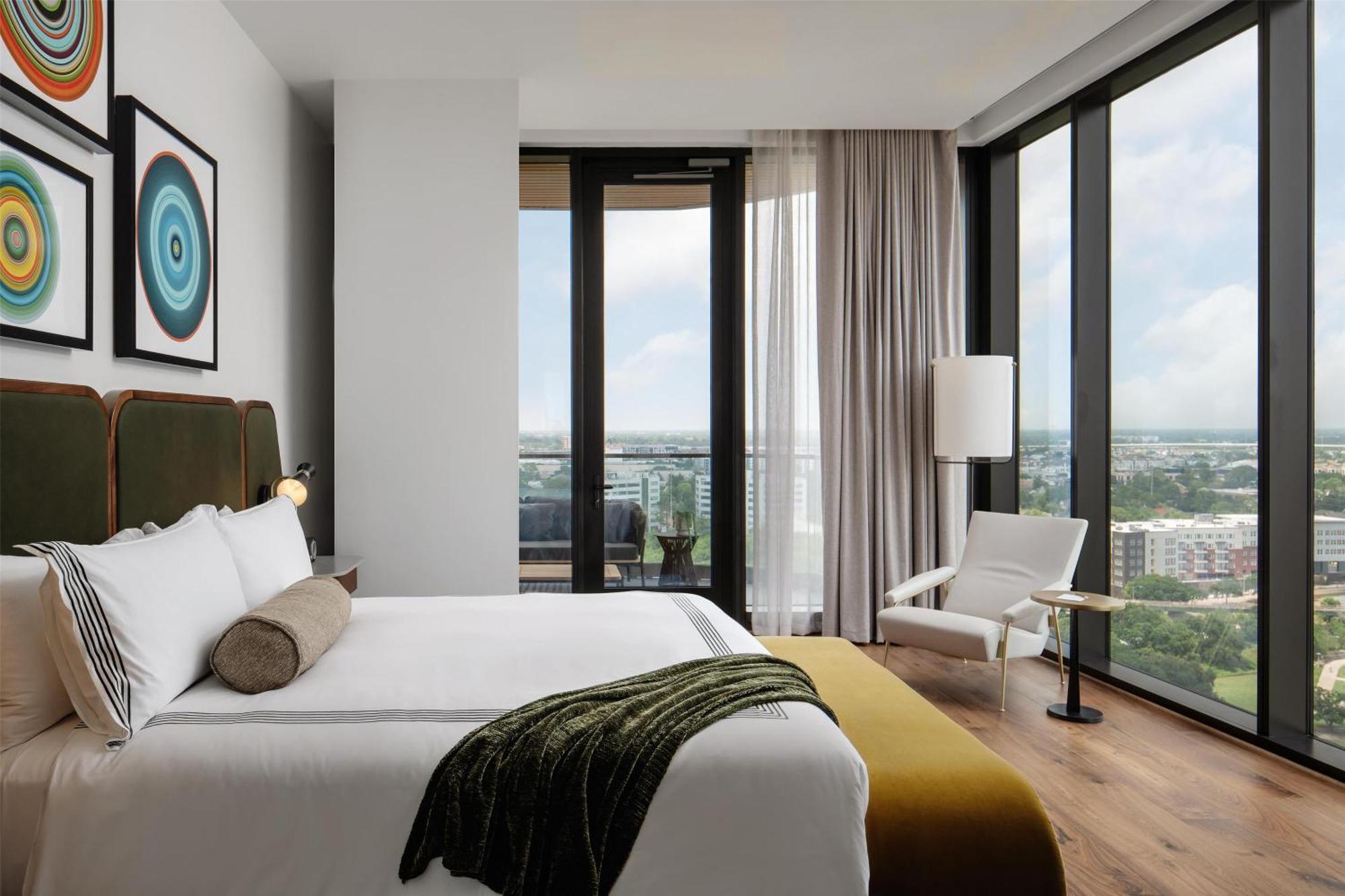 Thompson Houston, By Hyatt Hotel Екстериор снимка